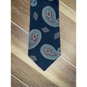 Halston Italian Silk Neck Tie Black Paisley